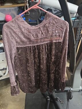 Mystree Mauve Lace Yoke & Crushed Velvet Blouse